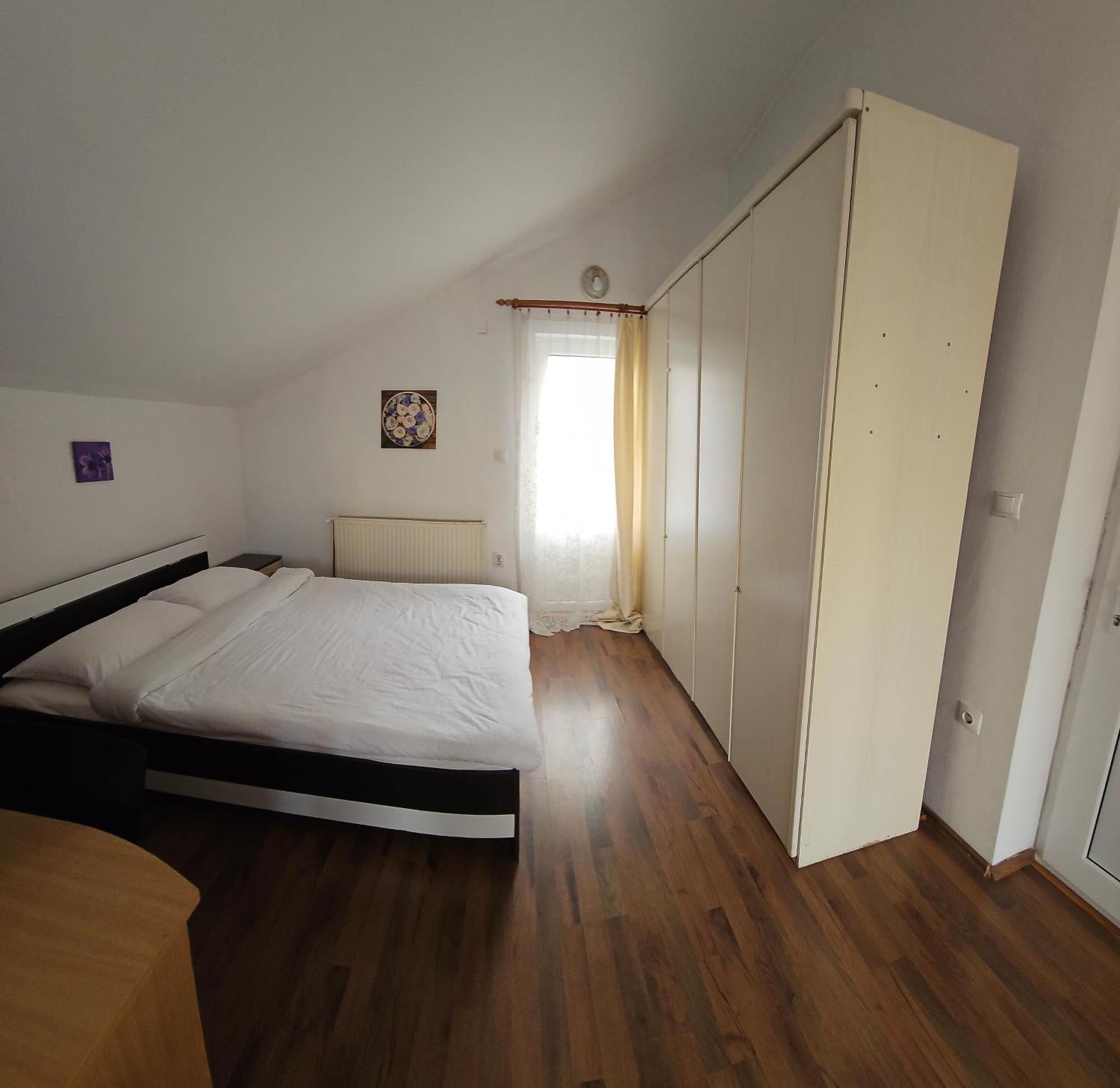 Casa Ana Apartment คลูจ-นาโปกา ภายนอก รูปภาพ