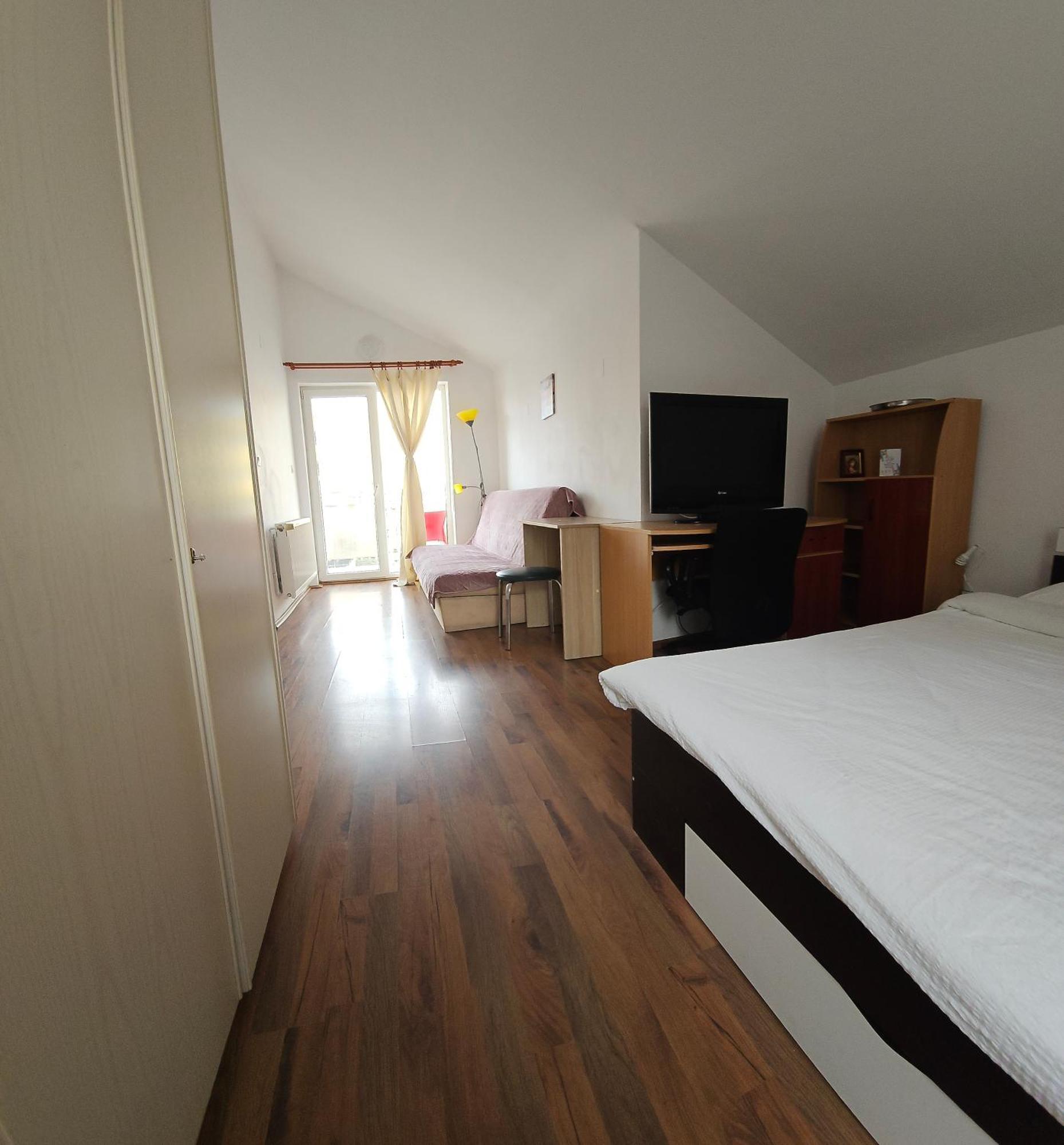 Casa Ana Apartment คลูจ-นาโปกา ภายนอก รูปภาพ