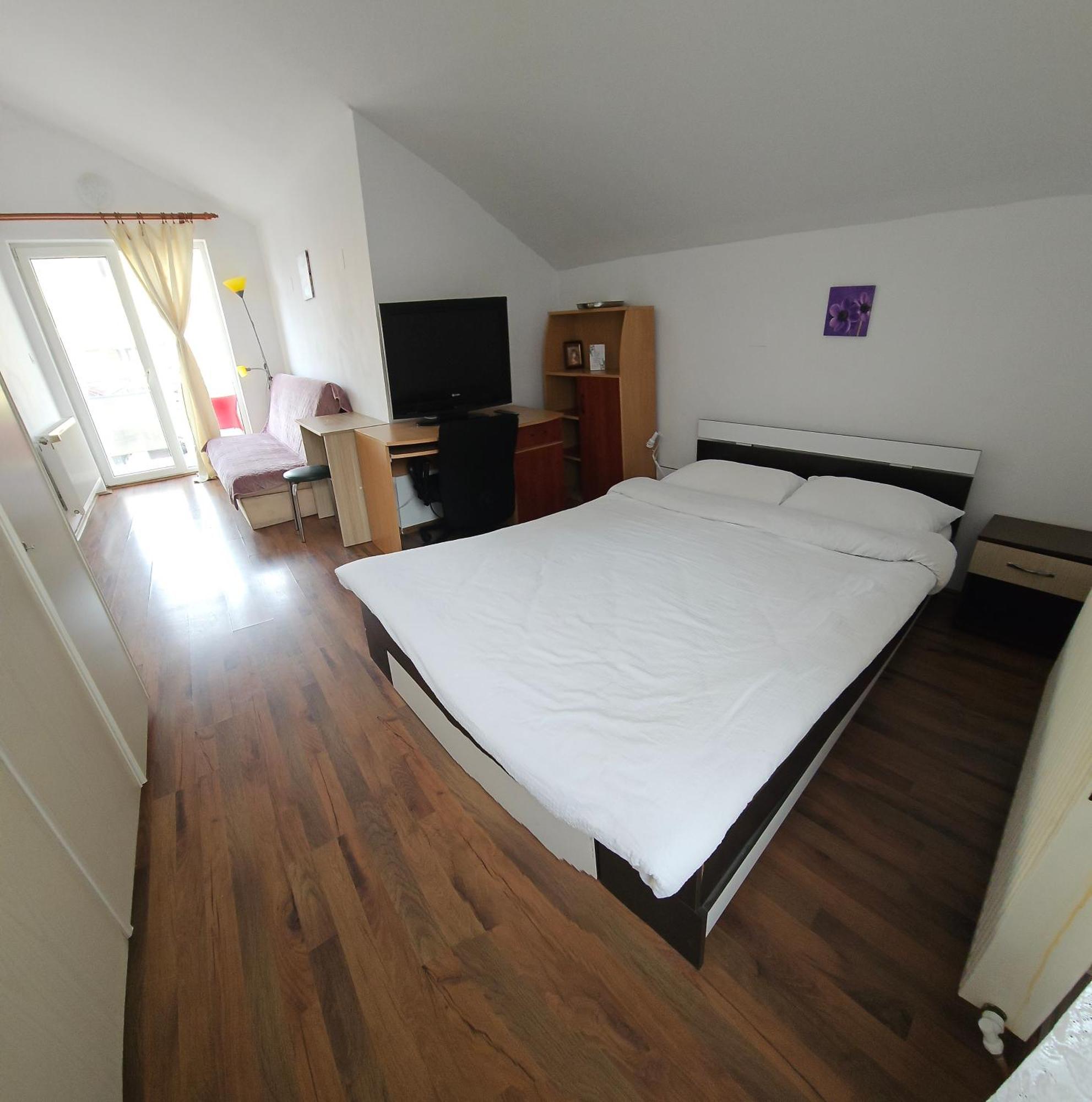 Casa Ana Apartment คลูจ-นาโปกา ภายนอก รูปภาพ