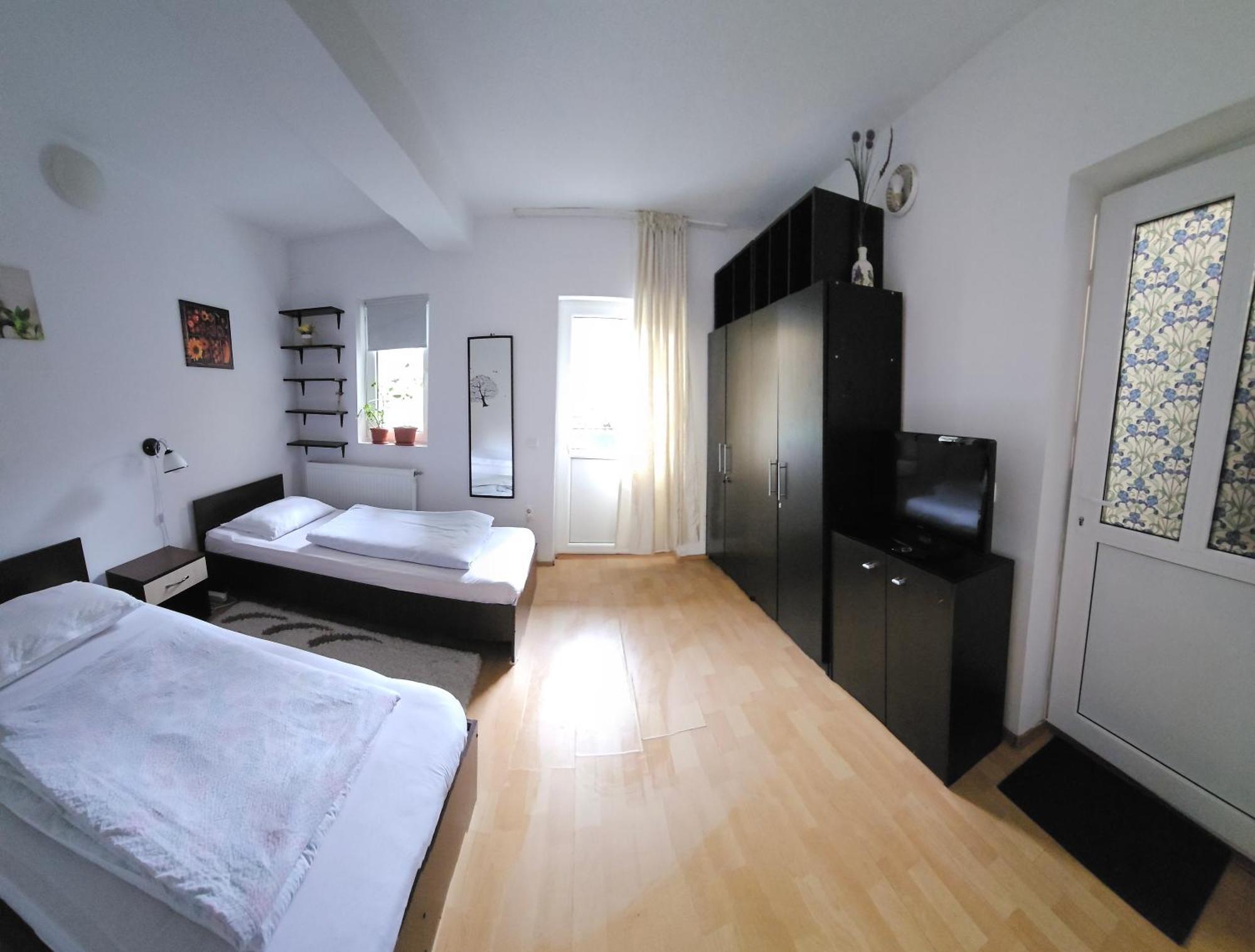 Casa Ana Apartment คลูจ-นาโปกา ห้อง รูปภาพ
